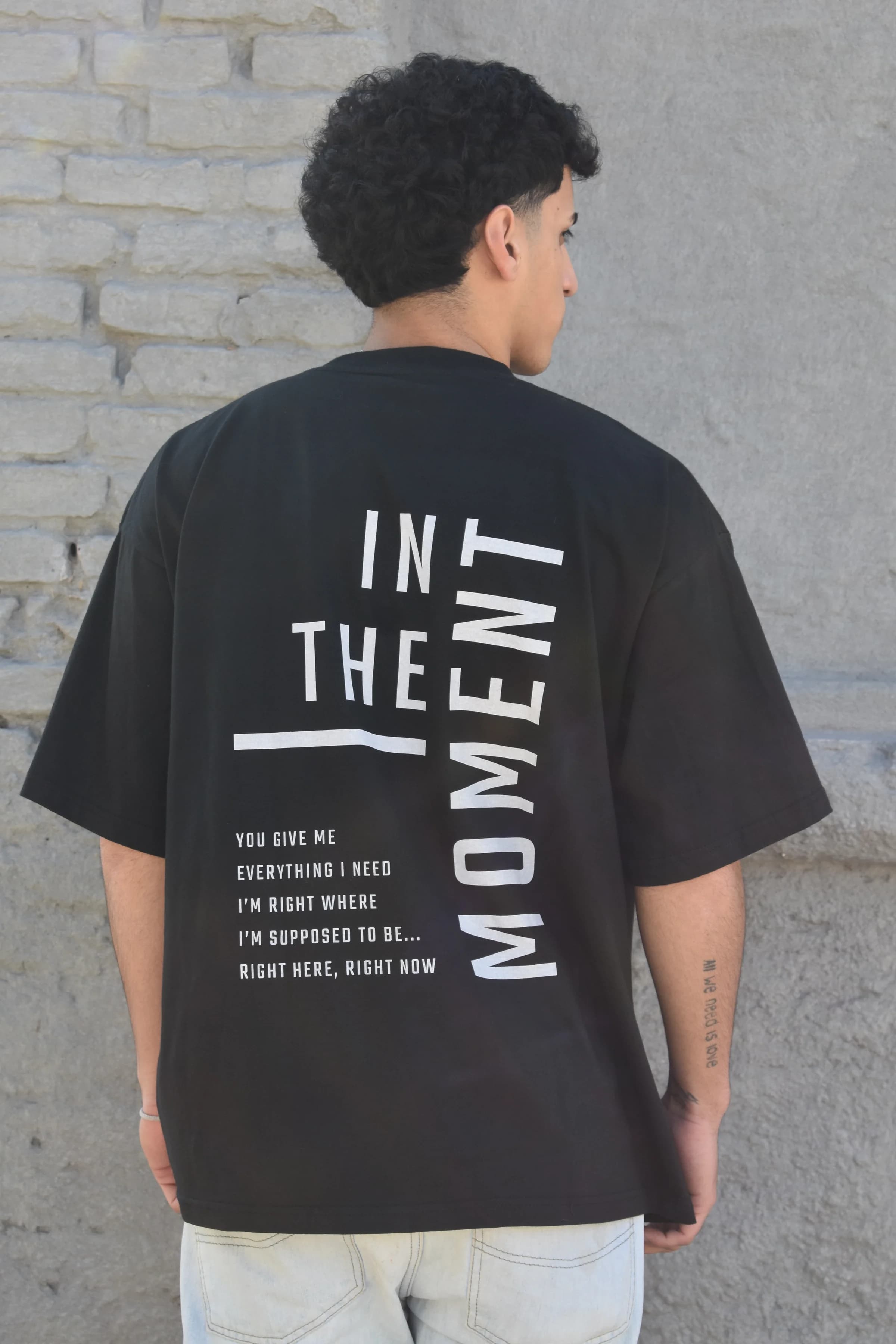 Remera Over Moment